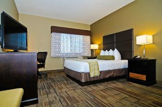 Best Western Plus Night Watchman Inn & Suites,Kiowa>>Greensburg,3 star