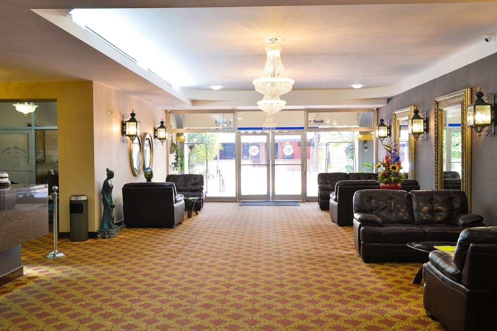 hotel plaza san martin