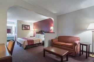 red roof inn fayetteville i 95