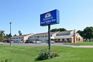 Stillwater Inn & Suites,Hennepin County>>Bayport,2 star