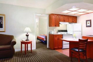 Hyatt House Boston/Burlington,Burlington>>Boston,3 star