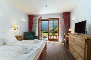 wellness pension slunecnice and restaurace farma