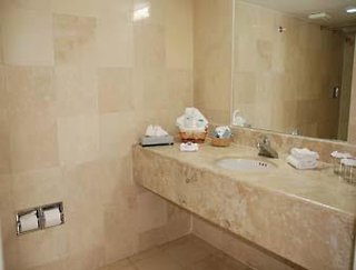 Ramada By Wyndham Hola Culiacan,Sinaloa>>Culiacan,3 star