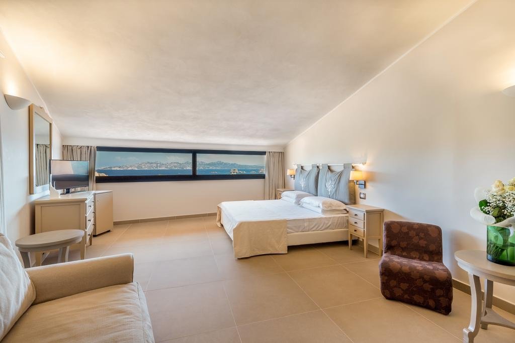hotel cala lunga