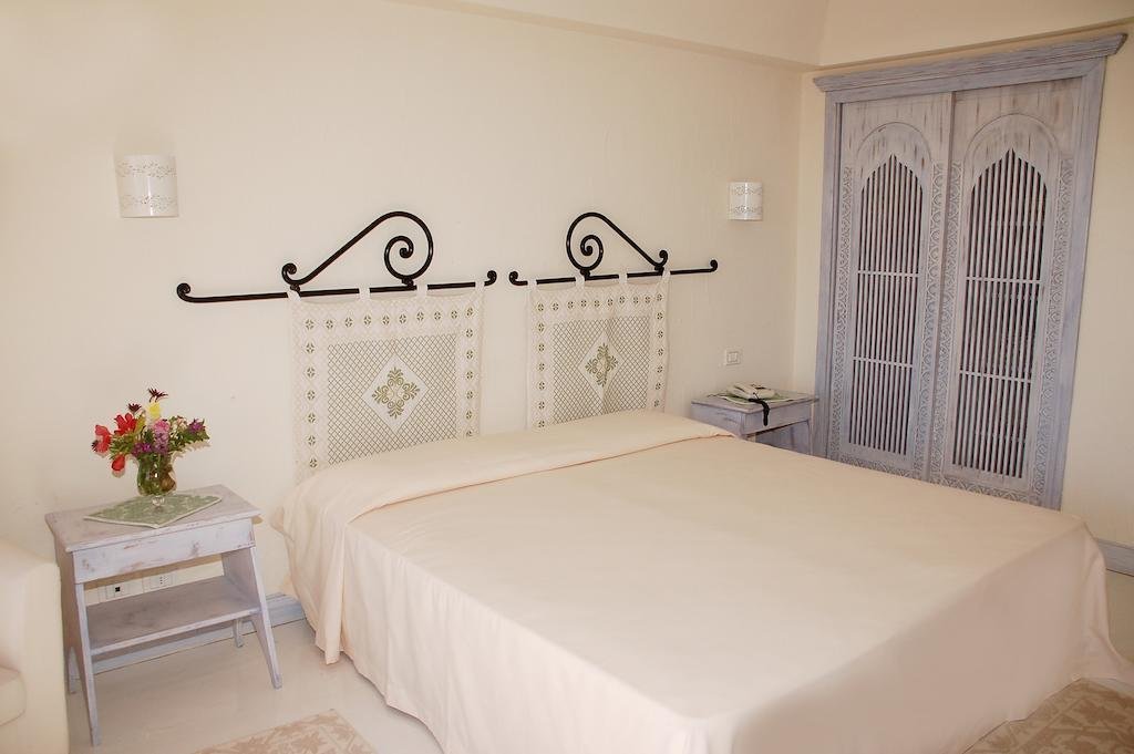 hotel cala lunga