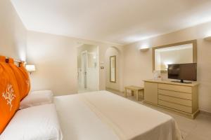 hotel cala lunga
