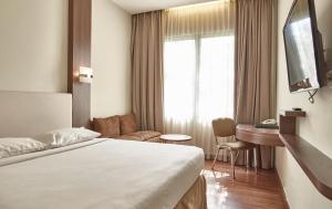 grand cikarang hotel
