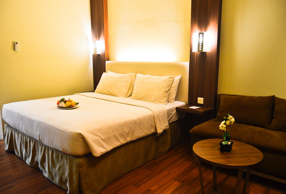 grand cikarang hotel