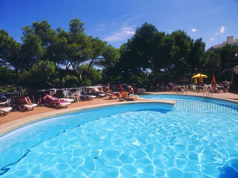 hotel cabot cala ferrera