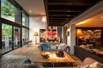 Hotel Der Kuglerhof,Caines>>Bolzano,4.5 star