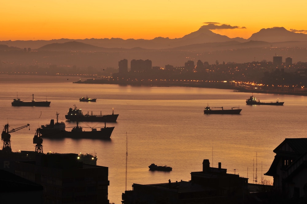 casa higueras adults only