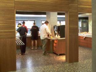 Youth Hostel Zurich,Wollishofen>>Opfikon,2 star