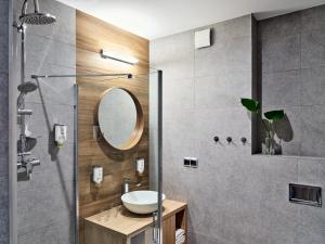 witek hotel and conference centre