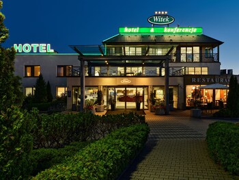 witek hotel and conference centre