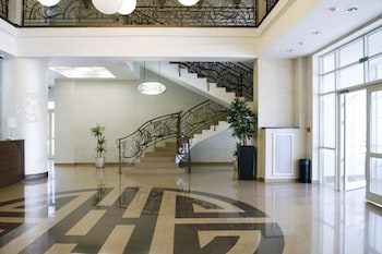 Sagaan Morin,Near Lenin Head,4 star