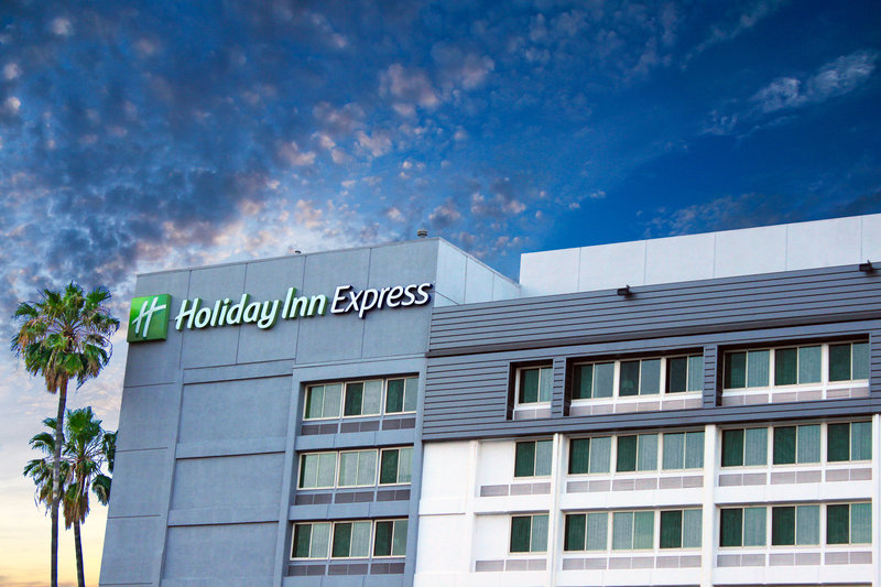 Holiday Inn Express Van Nuys, An Ihg Hotel