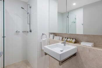 meriton suites kent street sydney
