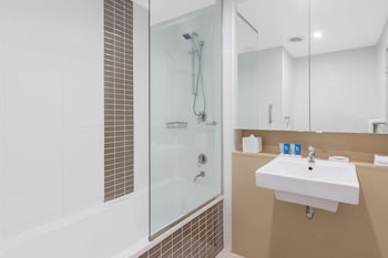 meriton suites kent street sydney
