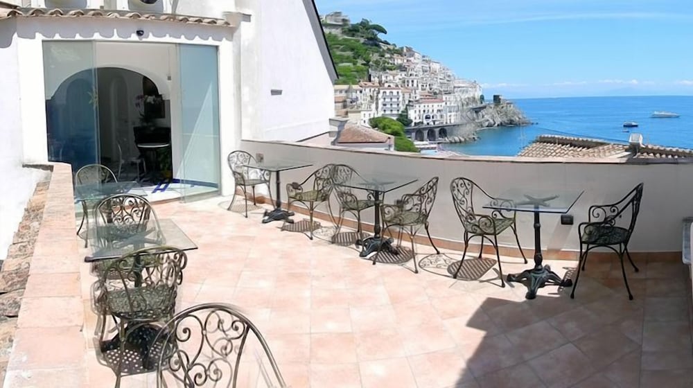 hotel croce di amalfi