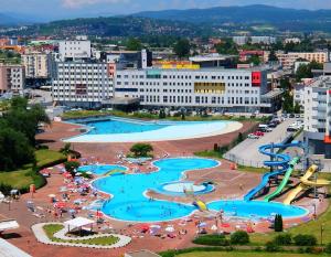 Hotel Hollywood,Lukavica>>Ilidža,3 star