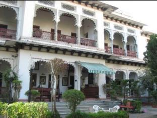 Rangniwas Palace Hotel,Rajasthan>>Eklingji,3 star