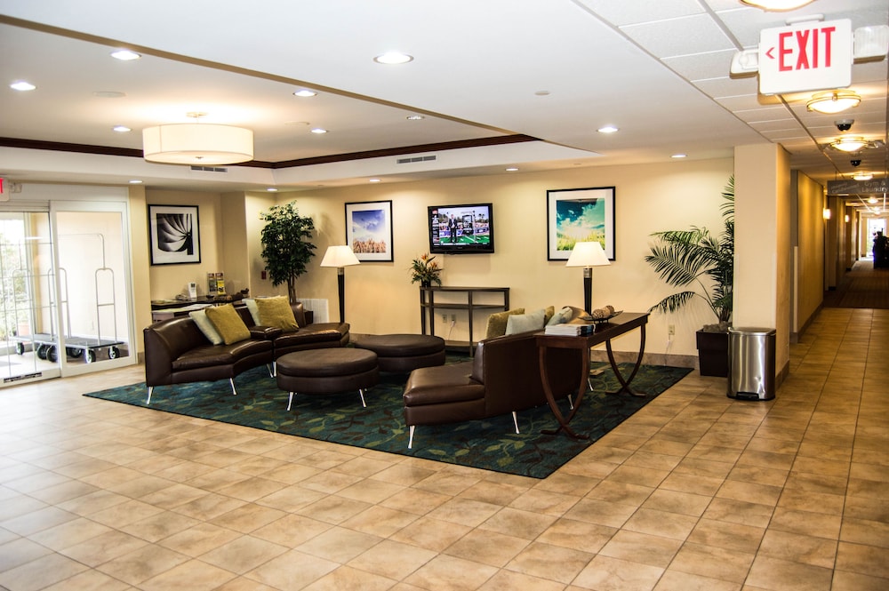 candlewood suites victoria by ihg