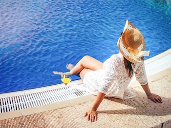 novotel abu dhabi gate