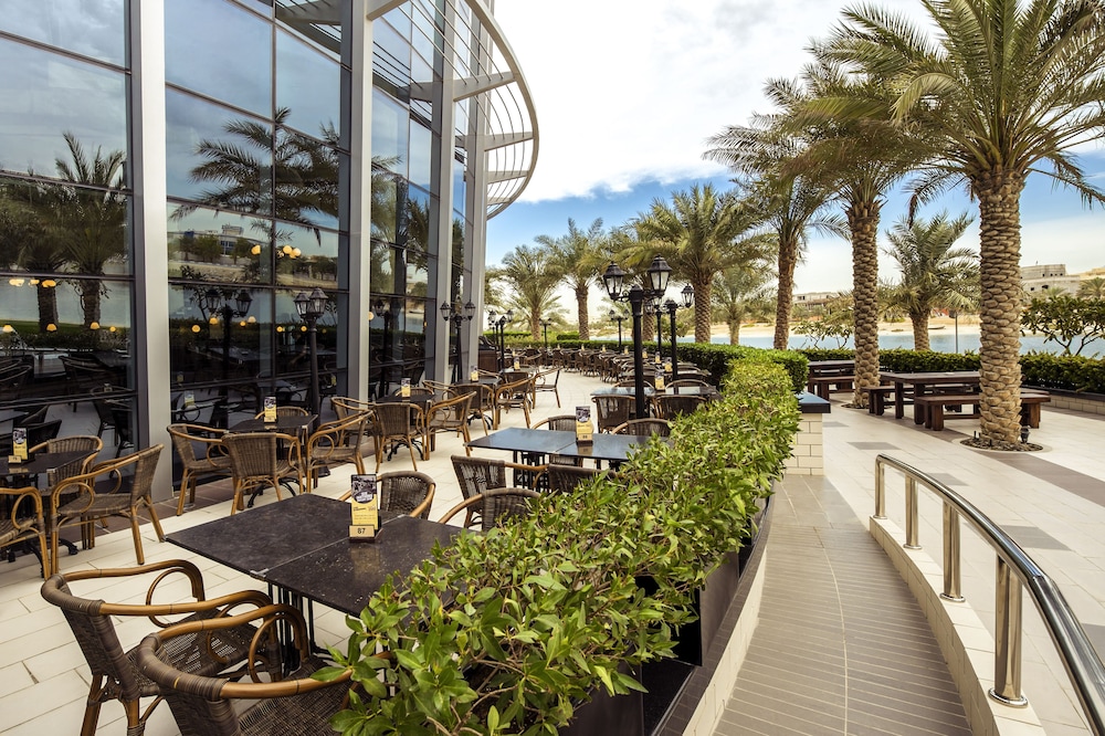 novotel abu dhabi gate