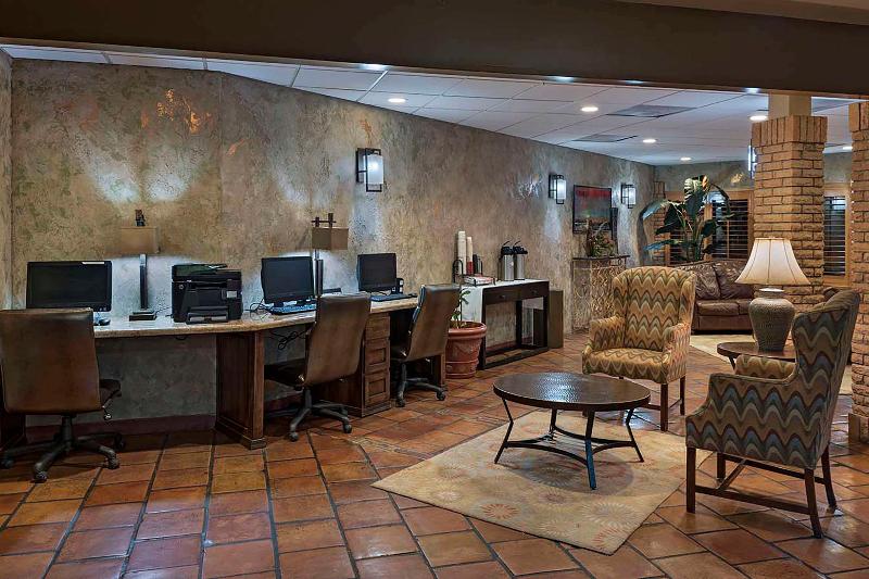 Stevens Inn A Howard Johnson By Wyndham,Carlsbad Caverns National Park>>Carlsbad,3 star