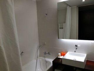 golden tulip sao joao da madeira