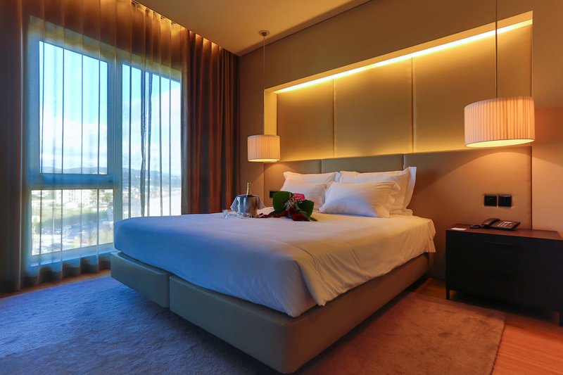 golden tulip sao joao da madeira