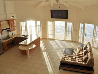 Tropical Suites Hotel,Isla Colon>>Bocas Del Toro,3.5 star