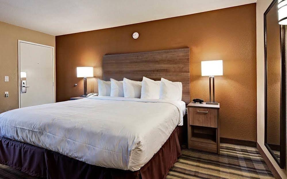 boulder university inn