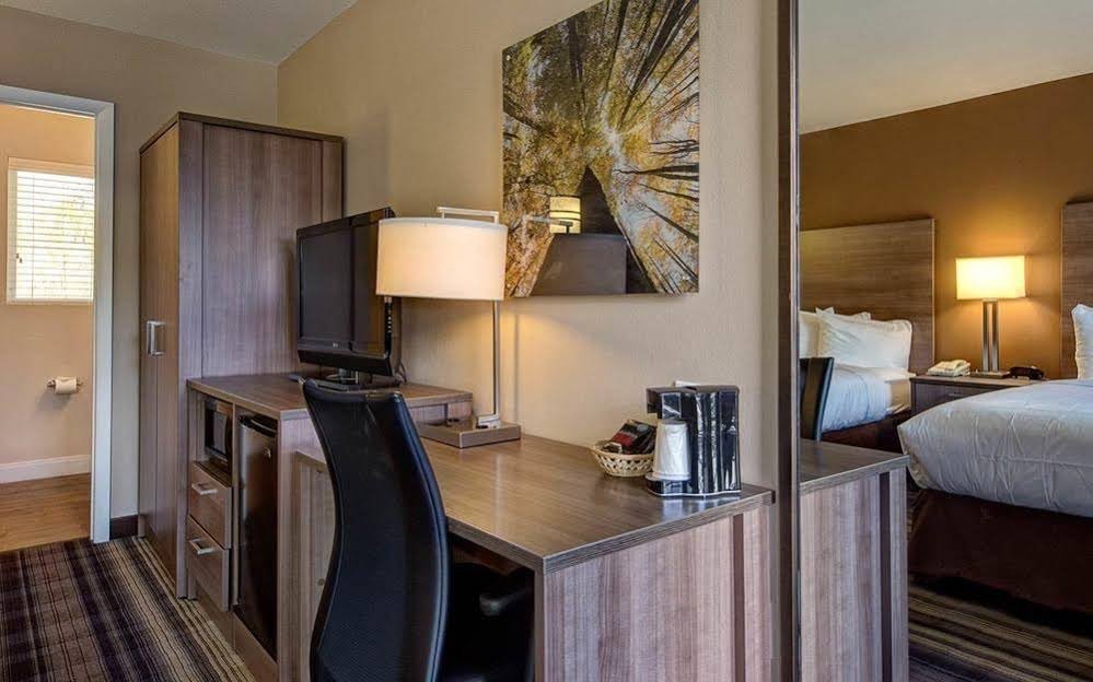 boulder university inn