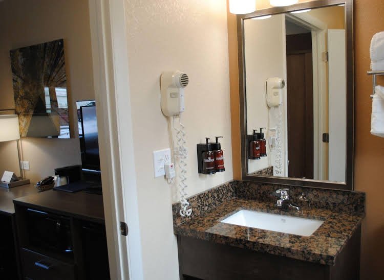 boulder university inn