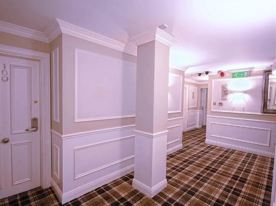 the old quarter townhouse
