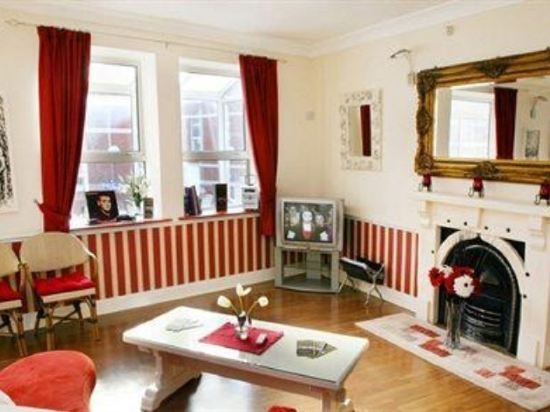 the old quarter townhouse