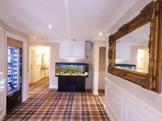 the old quarter townhouse