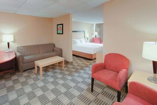 ramada by wyndham fairfield nj