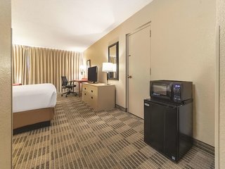 ramada by wyndham fairfield nj