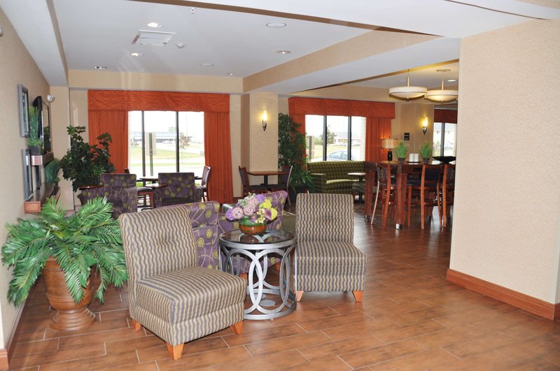 hampton inn macomb