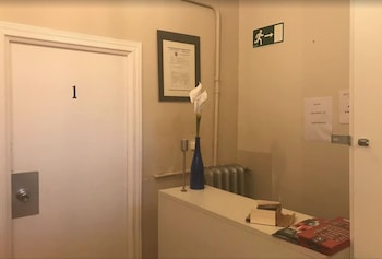 hostal myd los perales