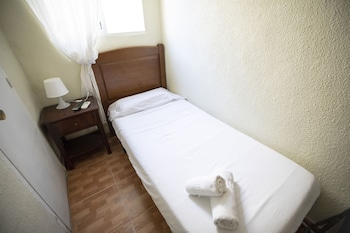 hostal myd los perales