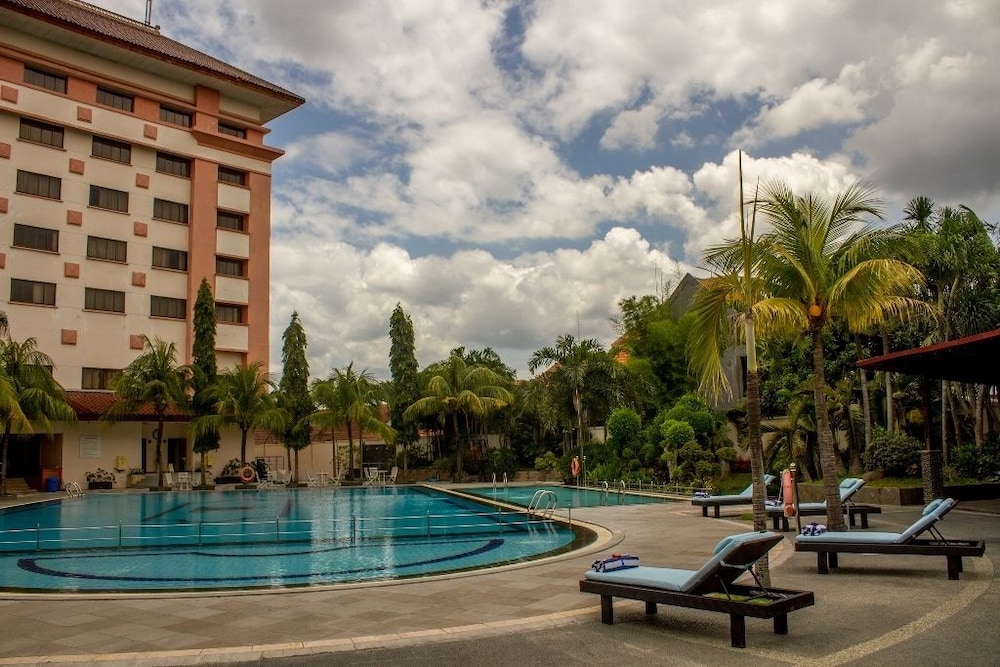 the sunan hotel solo