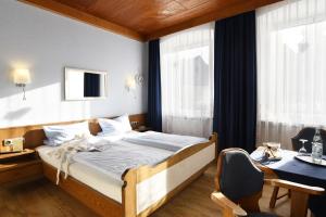 Goldener Hirsch,Bayreuth>>Bad Berneck Im Fichtelgebirge,3 star