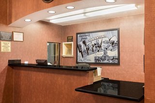 super 8 by wyndham san antonio at i 10