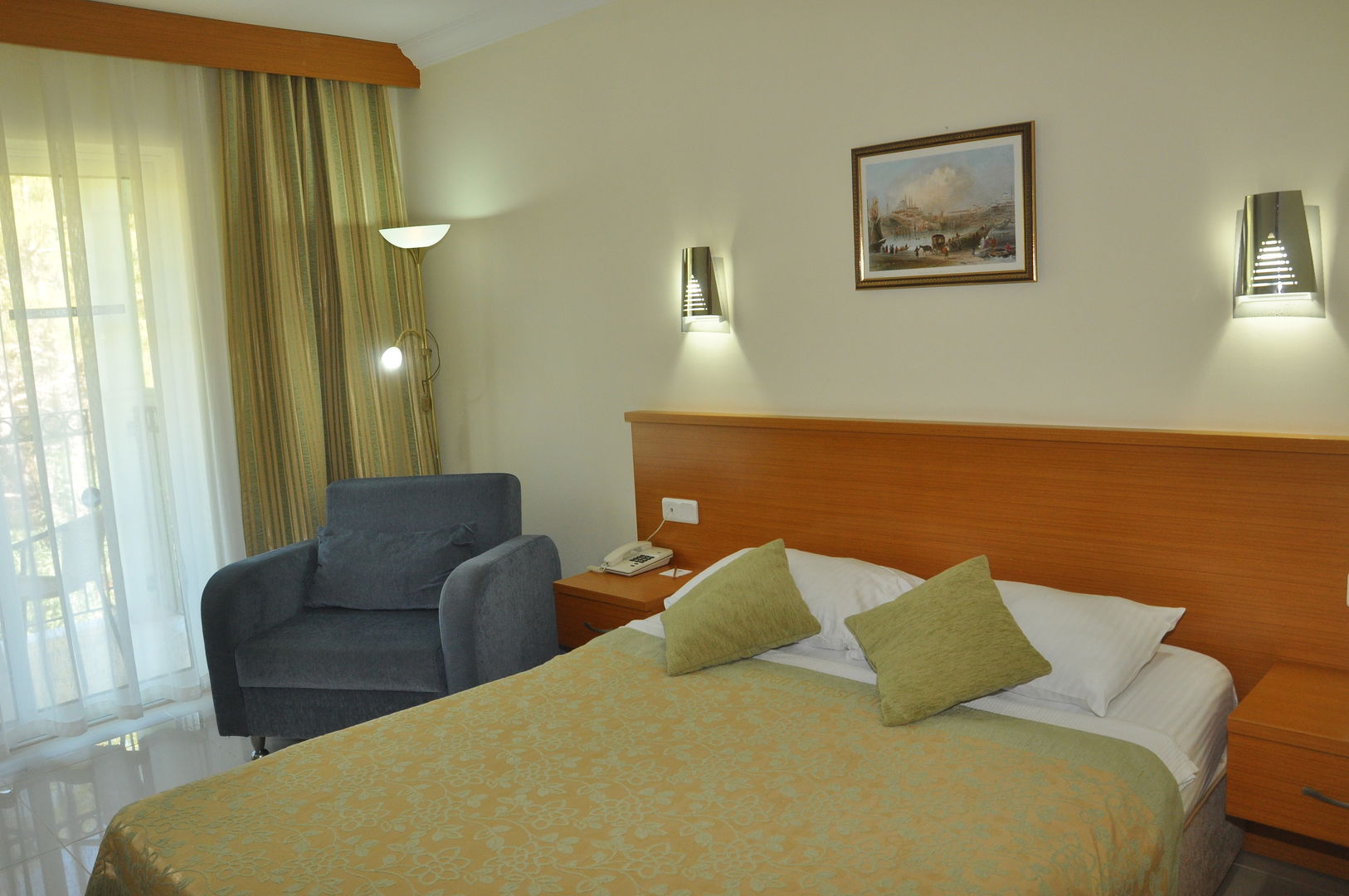green forest holiday village