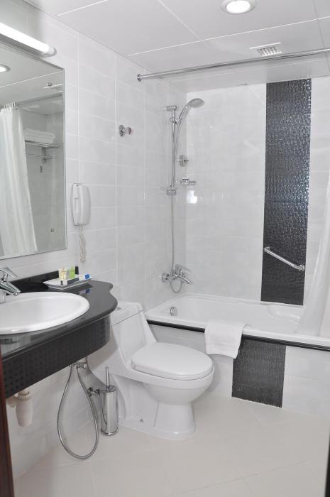 phoenix plaza hotel apartments