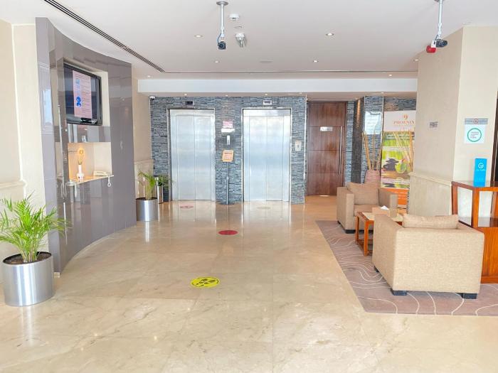 phoenix plaza hotel apartments