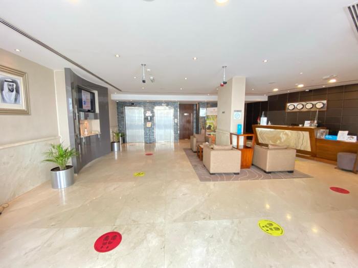 phoenix plaza hotel apartments